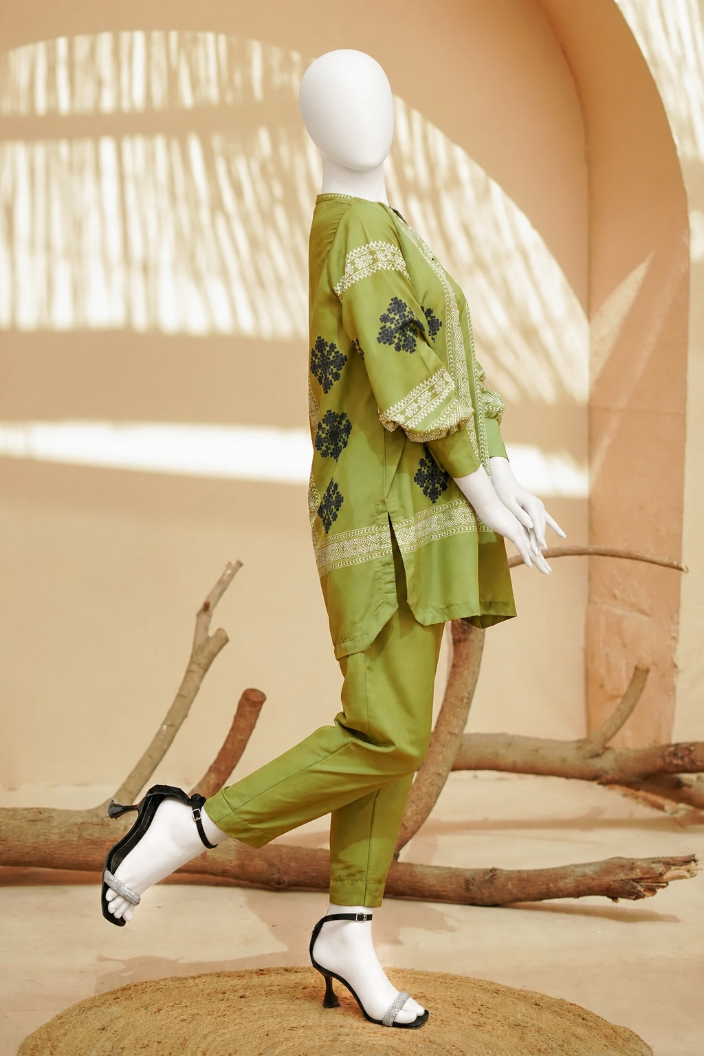 Olive Tribal